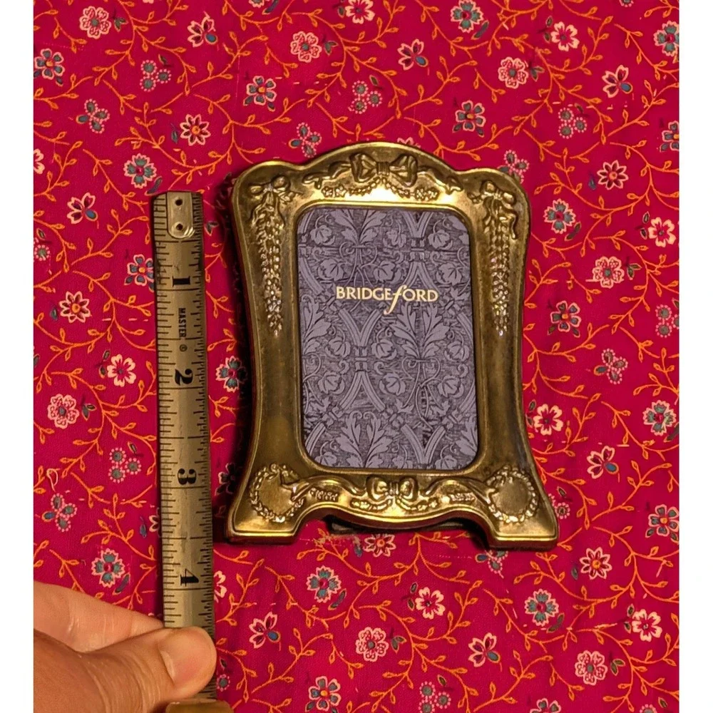 VTG Silver Plated Picture Frame Victorian Ornate Velvet Back Cascade Bow 4x3.25